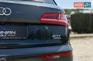 Внедорожник / Кроссовер Audi Q5 2017 в 