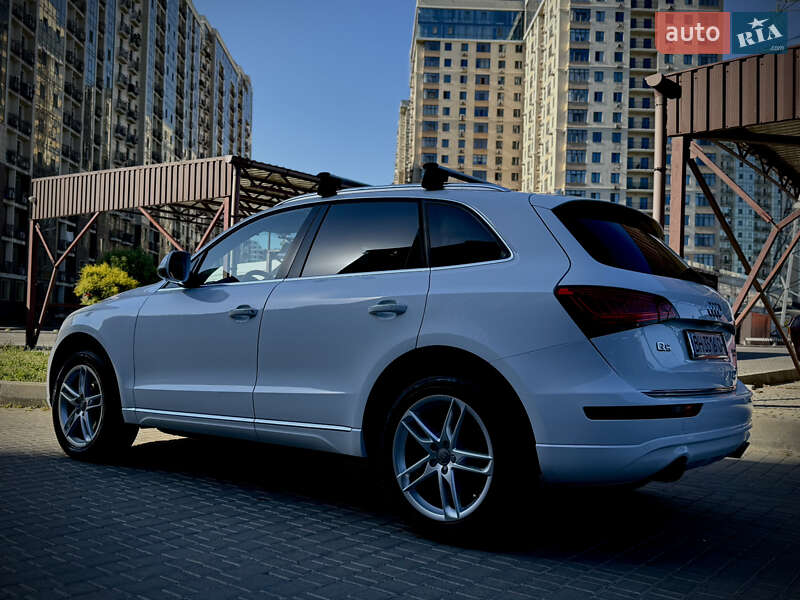 Внедорожник / Кроссовер Audi Q5 2016 в Одессе