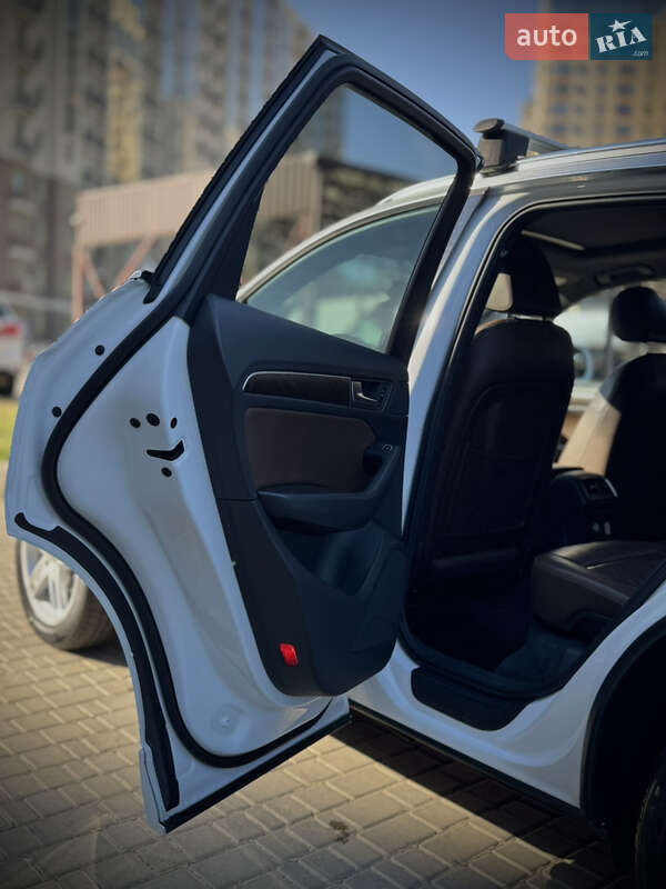Внедорожник / Кроссовер Audi Q5 2016 в Одессе