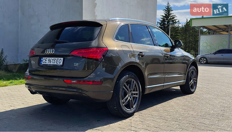 Позашляховик / Кросовер Audi Q5 2013 в Чернівцях