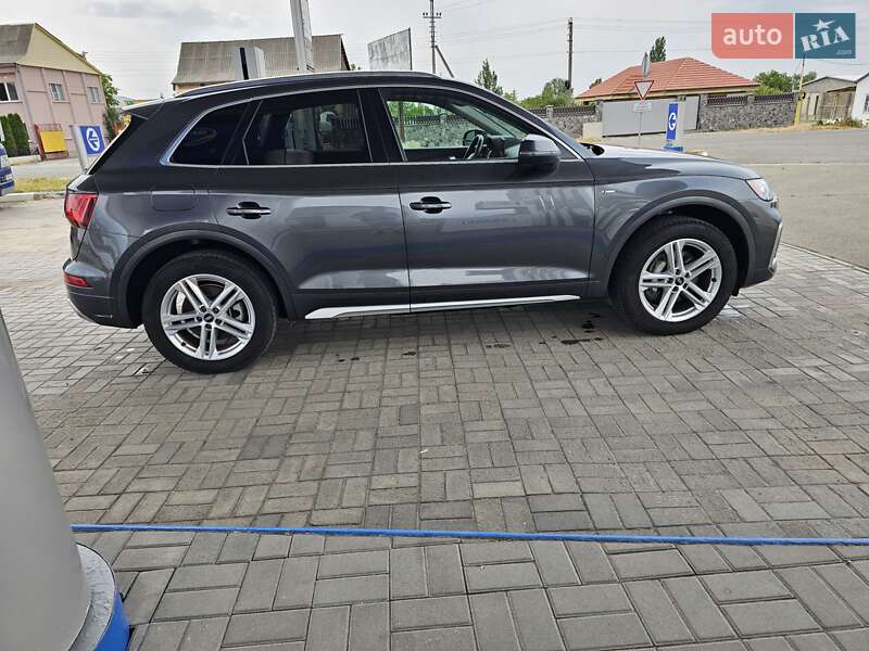 Внедорожник / Кроссовер Audi Q5 2020 в Гайвороне