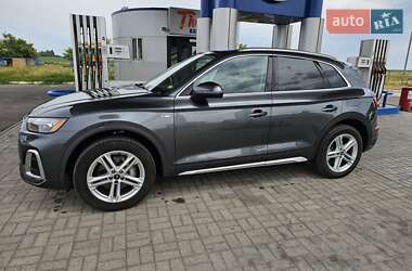 Внедорожник / Кроссовер Audi Q5 2020 в 