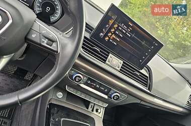 Внедорожник / Кроссовер Audi Q5 2020 в 