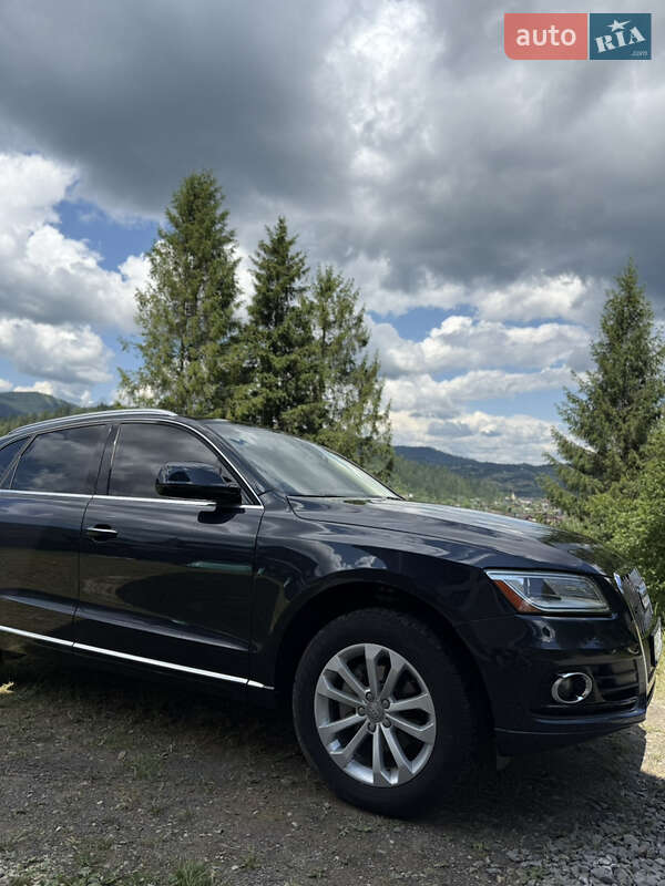 Внедорожник / Кроссовер Audi Q5 2015 в Сколе