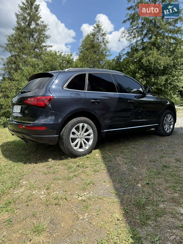 Внедорожник / Кроссовер Audi Q5 2015 в Сколе