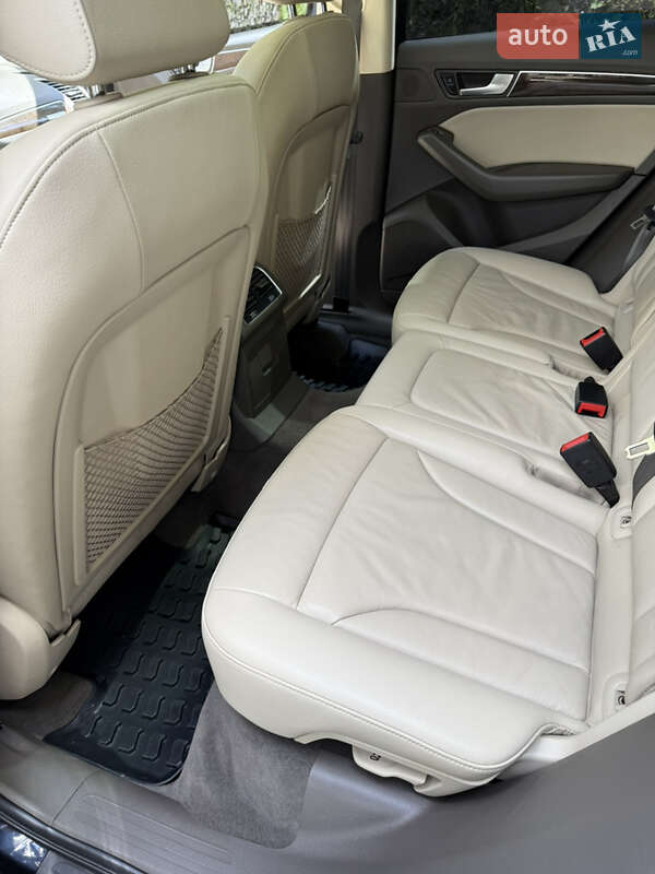 Внедорожник / Кроссовер Audi Q5 2015 в Сколе