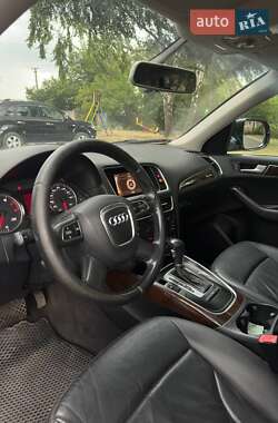 Внедорожник / Кроссовер Audi Q5 2010 в 
