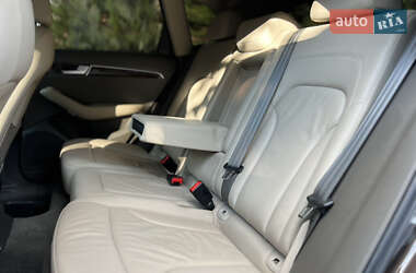 Внедорожник / Кроссовер Audi Q5 2010 в 