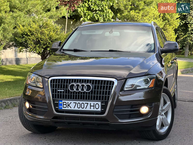 Позашляховик / Кросовер Audi Q5 2010 в Рівному