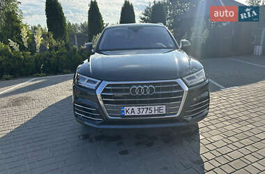 Внедорожник / Кроссовер Audi Q5 2017 в 