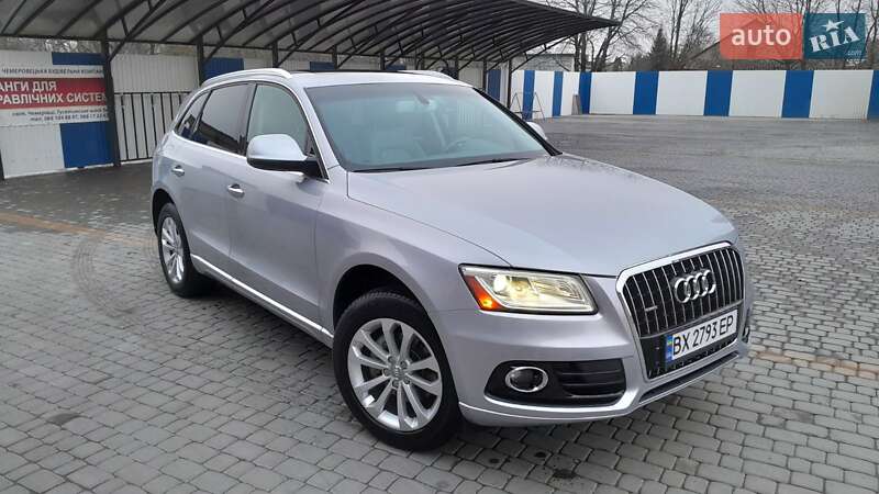 Позашляховик / Кросовер Audi Q5 2015 в 