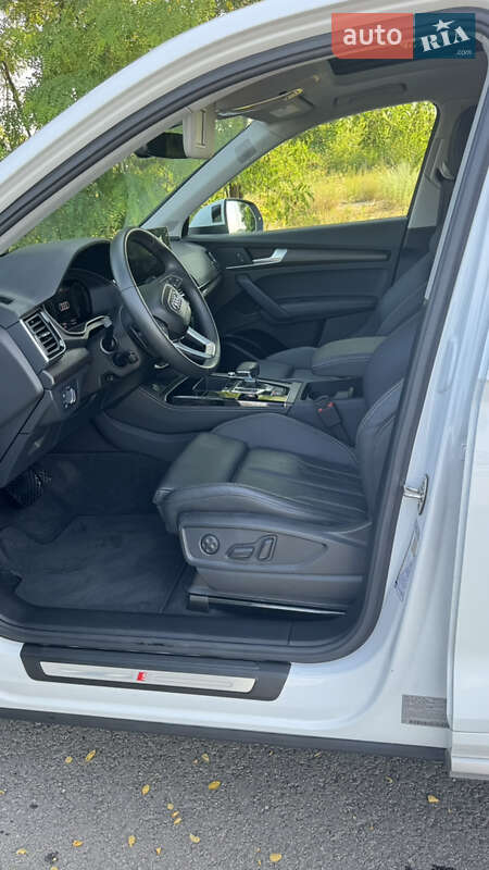 Внедорожник / Кроссовер Audi Q5 2024 в Запорожье фото 16 Внедорожник / Кроссовер Audi Q5 2024 в Запорожье