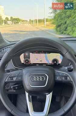 Внедорожник / Кроссовер Audi Q5 2024 в 