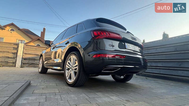 Внедорожник / Кроссовер Audi Q5 2019 в Львове фото 3 Внедорожник / Кроссовер Audi Q5 2019 в Львове