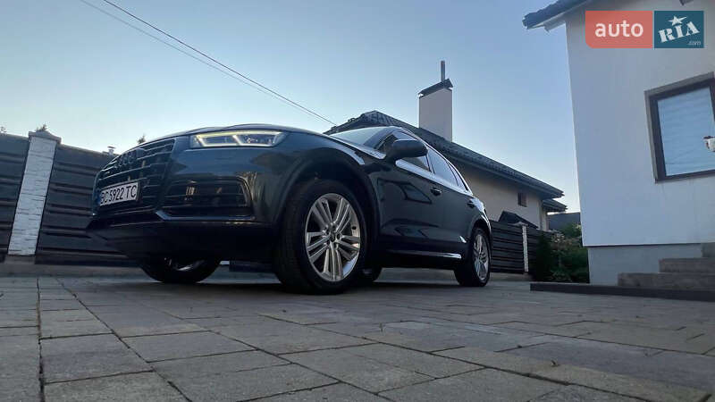 Внедорожник / Кроссовер Audi Q5 2019 в Львове фото 9 Внедорожник / Кроссовер Audi Q5 2019 в Львове