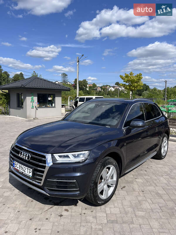 Позашляховик / Кросовер Audi Q5 2019 в Львові