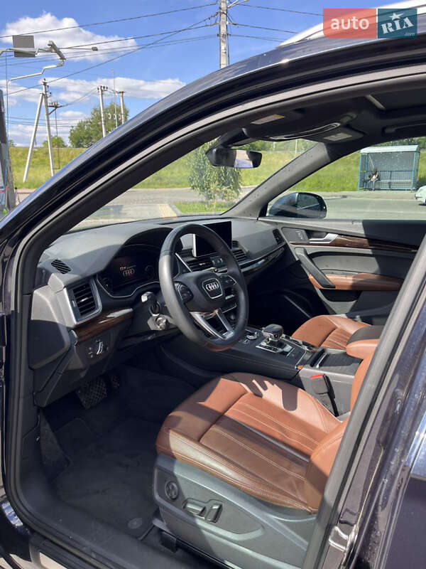 Позашляховик / Кросовер Audi Q5 2019 в Львові
