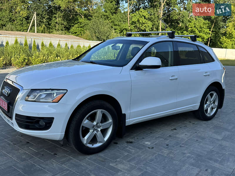 Позашляховик / Кросовер Audi Q5 2011 в Луцьку