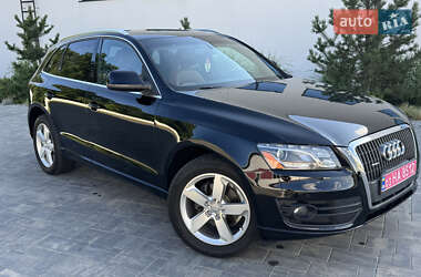 Внедорожник / Кроссовер Audi Q5 2010 в 