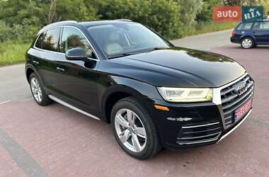 Внедорожник / Кроссовер Audi Q5 2018 в Киеве