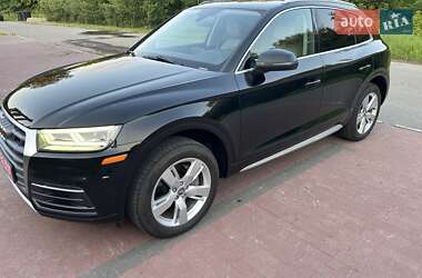 Позашляховик / Кросовер Audi Q5 2018 в Києві