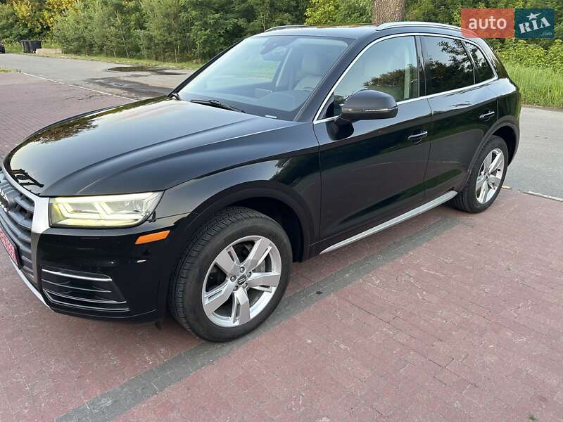 Позашляховик / Кросовер Audi Q5 2018 в Києві