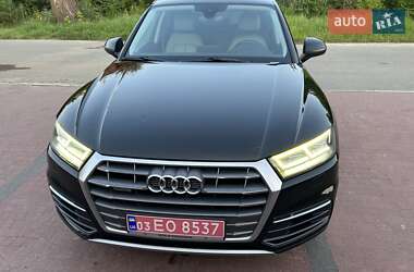 Внедорожник / Кроссовер Audi Q5 2018 в 