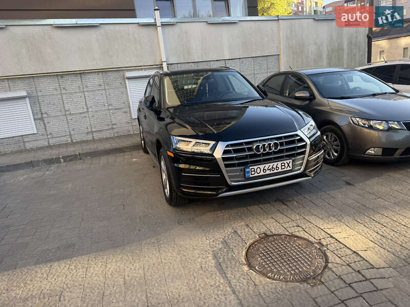 Позашляховик / Кросовер Audi Q5 2017 в Тернополі