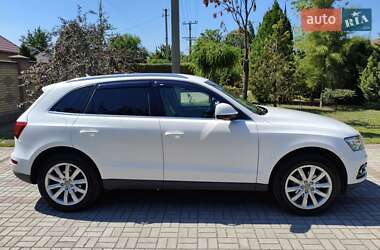 Внедорожник / Кроссовер Audi Q5 2012 в 