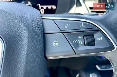 Позашляховик / Кросовер Audi Q5 2021 в 