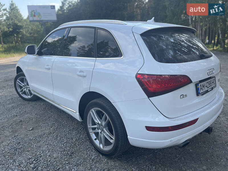 Позашляховик / Кросовер Audi Q5 2013 в Малині