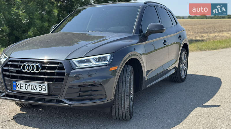 Внедорожник / Кроссовер Audi Q5 2019 в Днепре