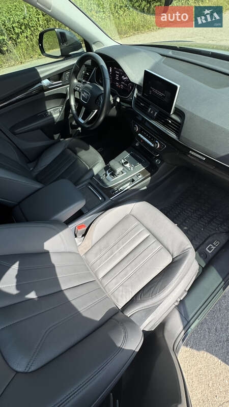 Внедорожник / Кроссовер Audi Q5 2019 в Днепре