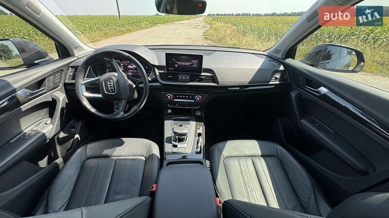 Внедорожник / Кроссовер Audi Q5 2019 в Днепре