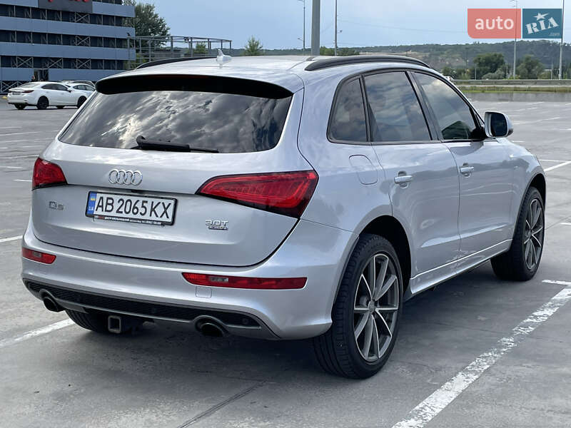 Позашляховик / Кросовер Audi Q5 2016 в Києві