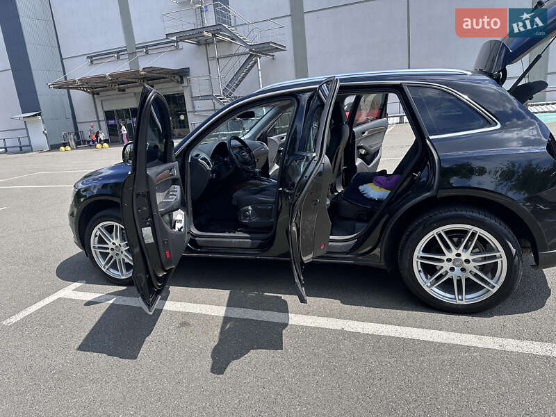 Внедорожник / Кроссовер Audi Q5 2013 в Киеве