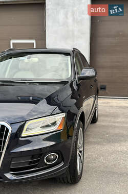Позашляховик / Кросовер Audi Q5 2013 в 