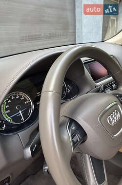 Позашляховик / Кросовер Audi Q5 2013 в 