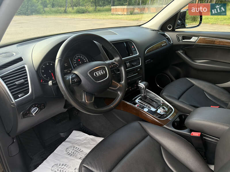 Позашляховик / Кросовер Audi Q5 2016 в Самборі
