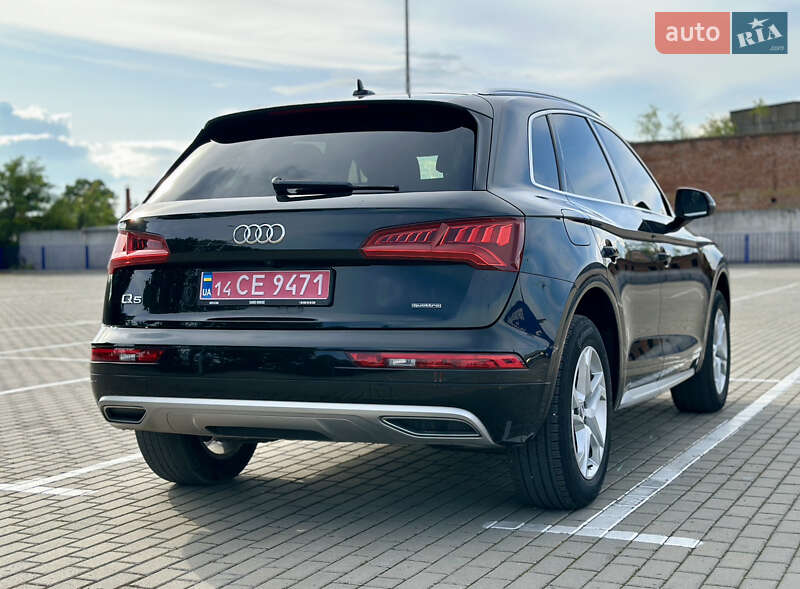 Внедорожник / Кроссовер Audi Q5 2019 в Тернополе