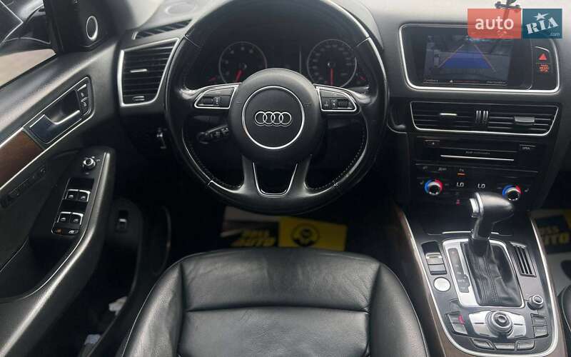 Позашляховик / Кросовер Audi Q5 2015 в Івано-Франківську