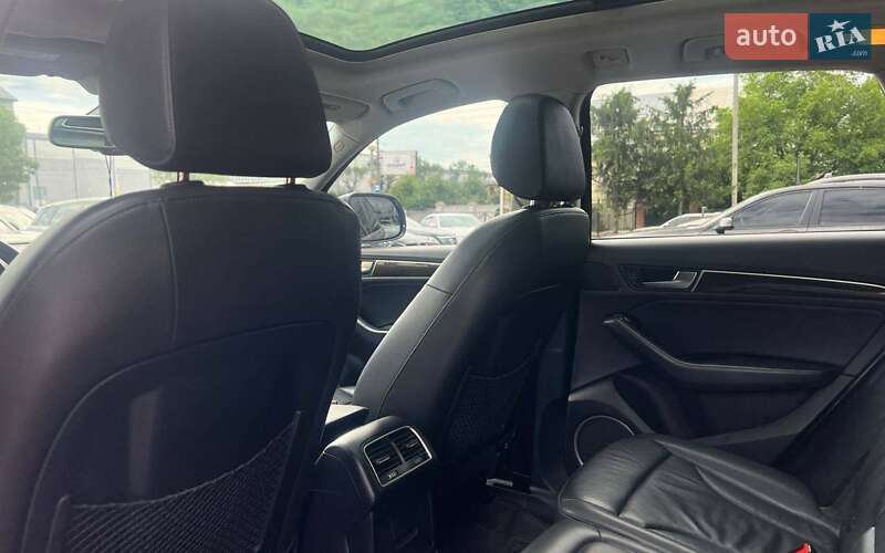 Позашляховик / Кросовер Audi Q5 2015 в Івано-Франківську