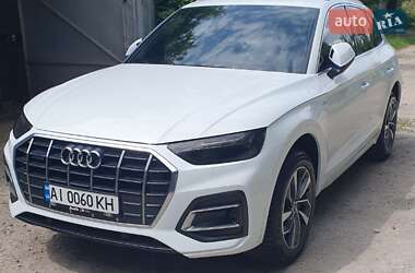 Внедорожник / Кроссовер Audi Q5 2021 в 