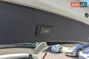 Позашляховик / Кросовер Audi Q5 2013 в 