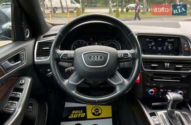 Внедорожник / Кроссовер Audi Q5 2015 в 