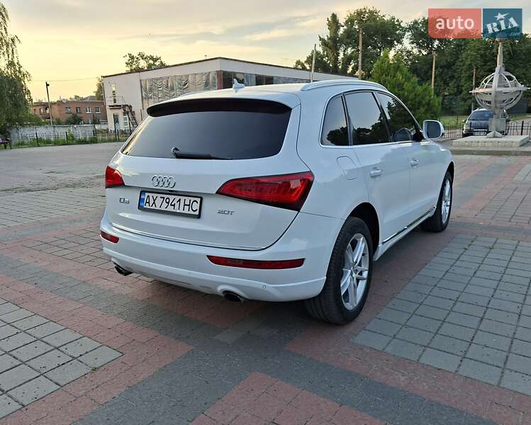 Позашляховик / Кросовер Audi Q5 2016 в Карлівці