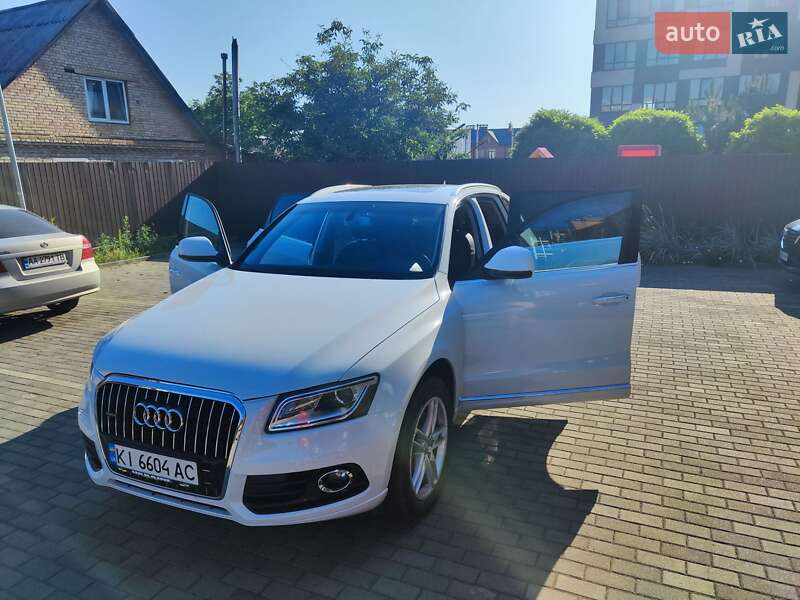 Позашляховик / Кросовер Audi Q5 2014 в Ірпені