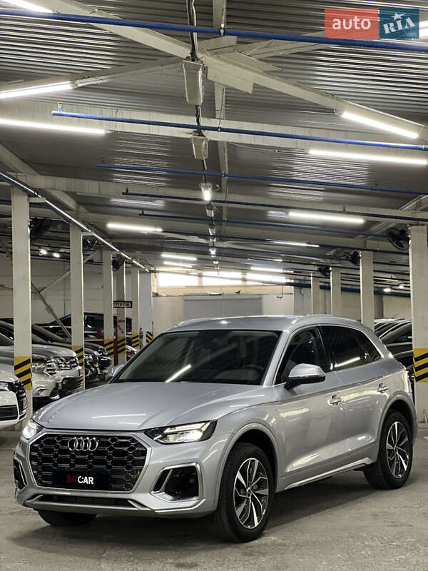 Внедорожник / Кроссовер Audi Q5 2022 в Одессе