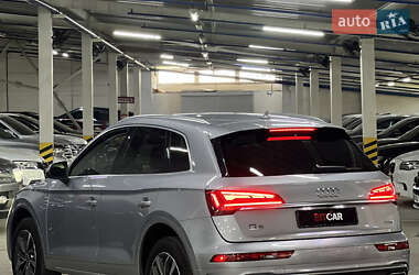 Внедорожник / Кроссовер Audi Q5 2022 в 