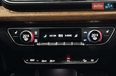 Внедорожник / Кроссовер Audi Q5 2022 в 